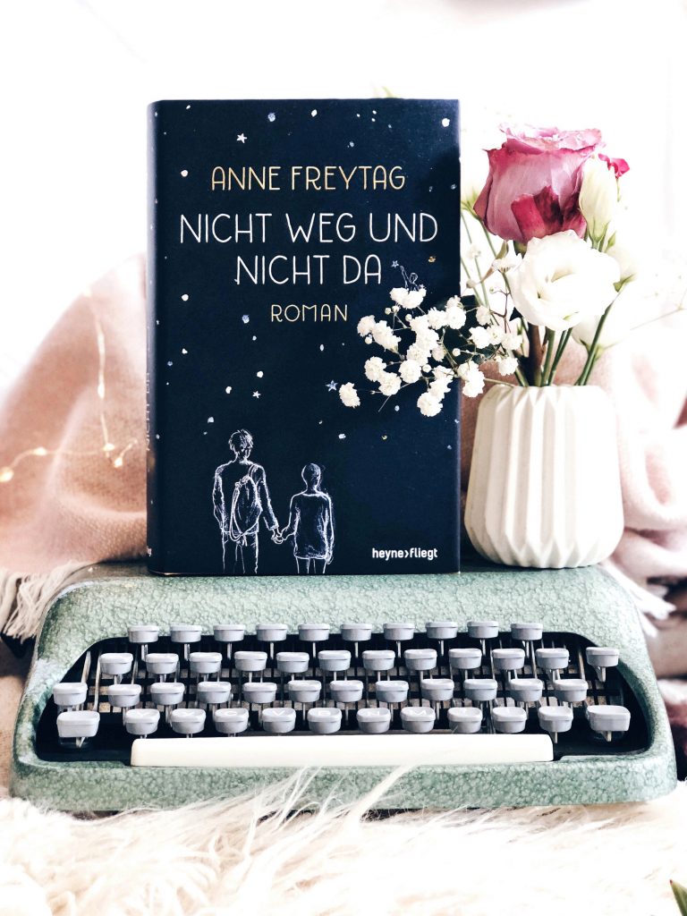 Rezension: Nicht weg und nicht da – Anne Freytag