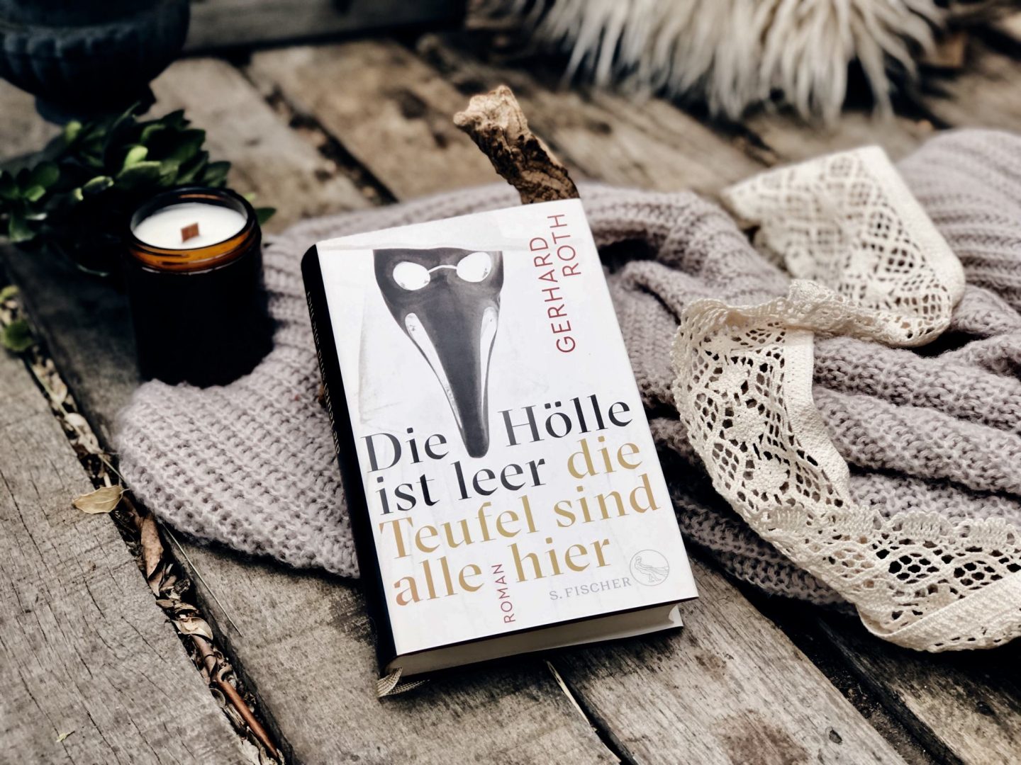 Rezension  Gerhard Roth – Die Hölle ist leer die Teufel sind alle hier