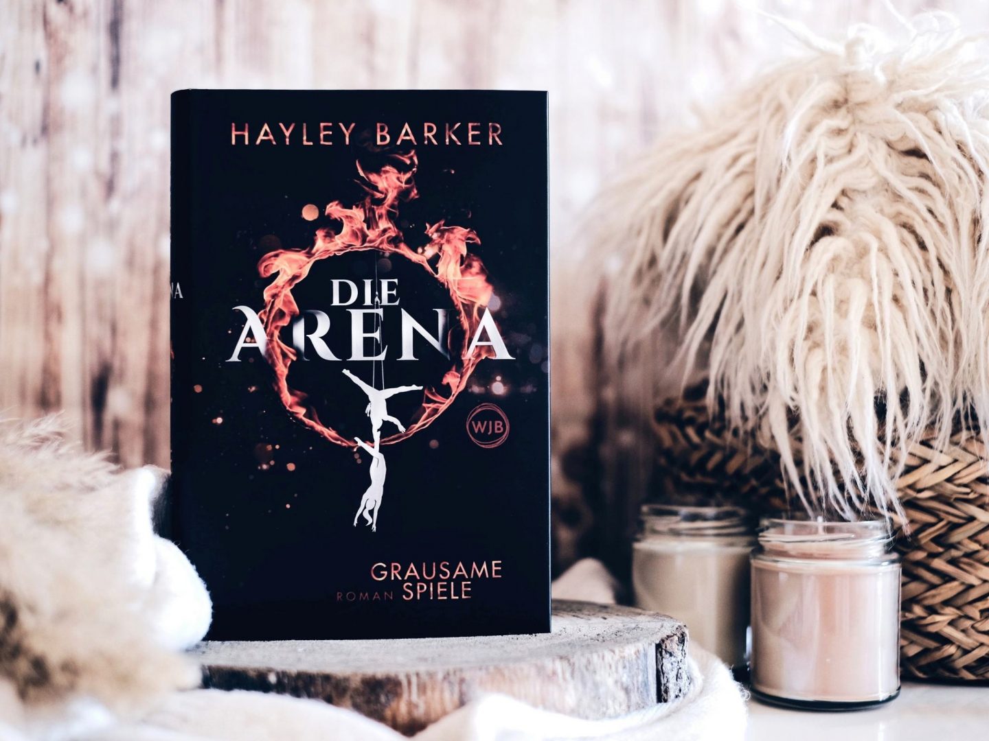 Rezension Hayley Barker – Die Arena: Grausame Spiele (Cirque Band 1)