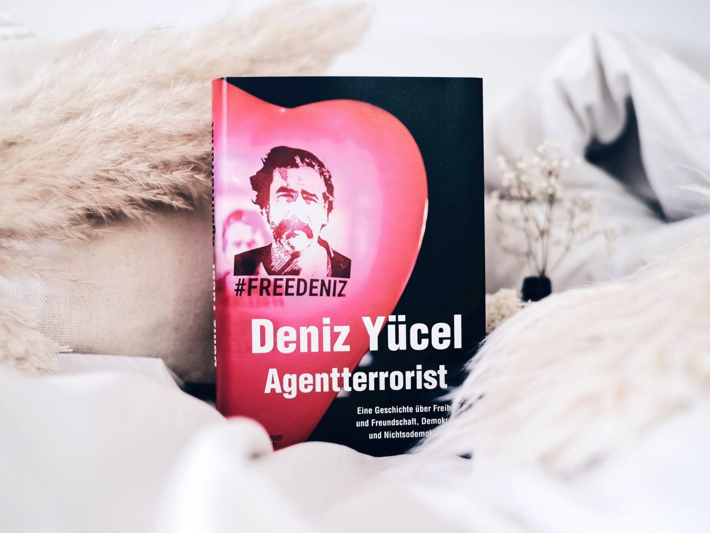 Rezension Deniz Yücel – Agentterrorist