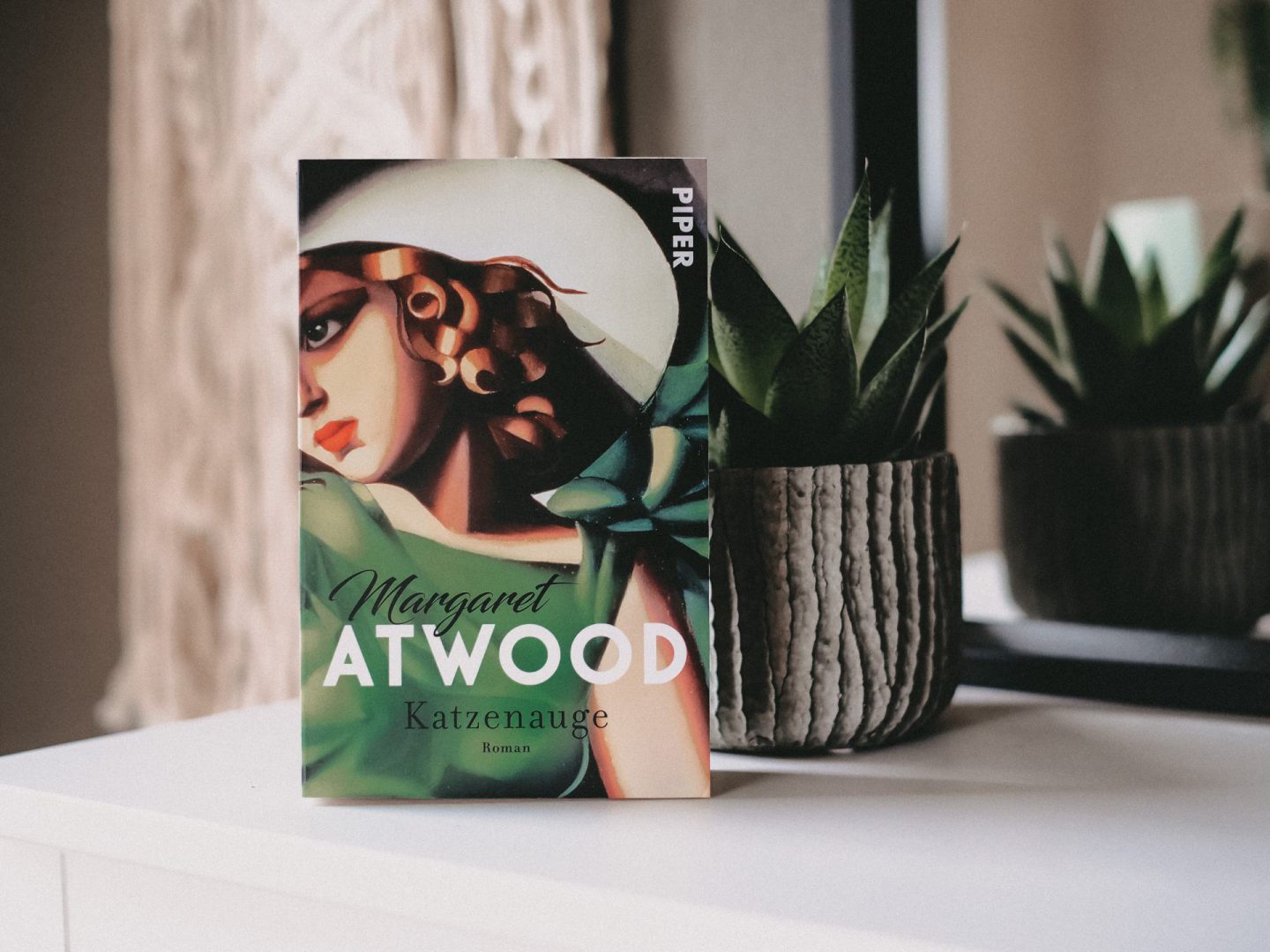 Rezension Margaret Atwood – Katzenauge