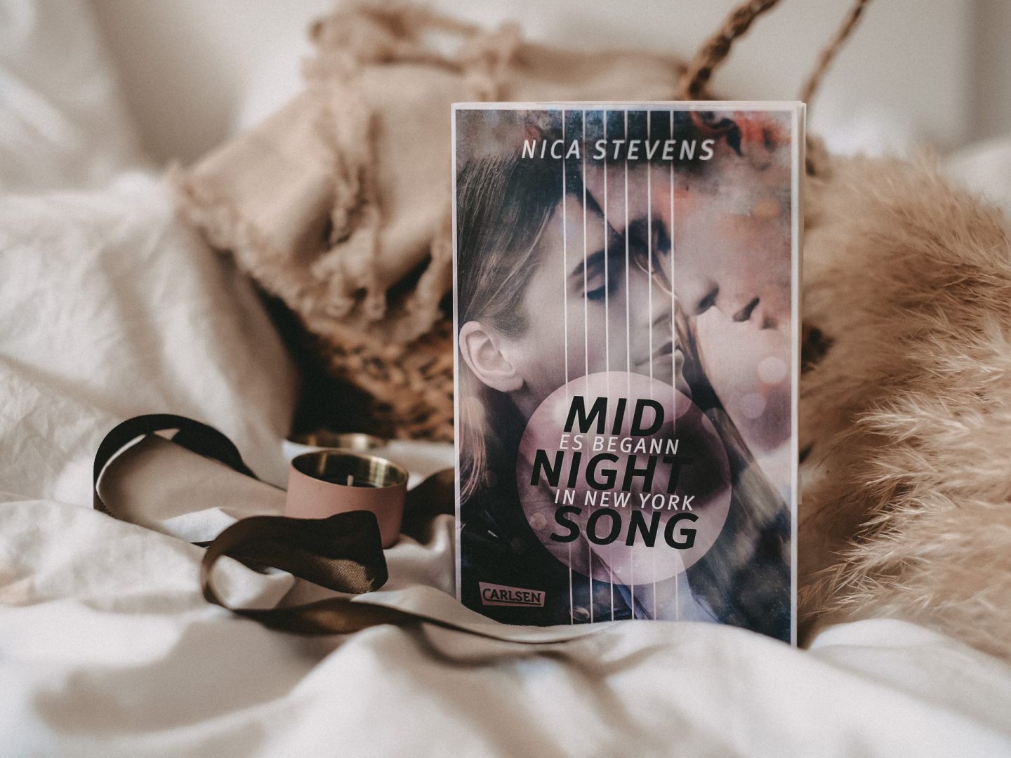 Rezension Nica Stevens – Midnightsong: Es begann in New York