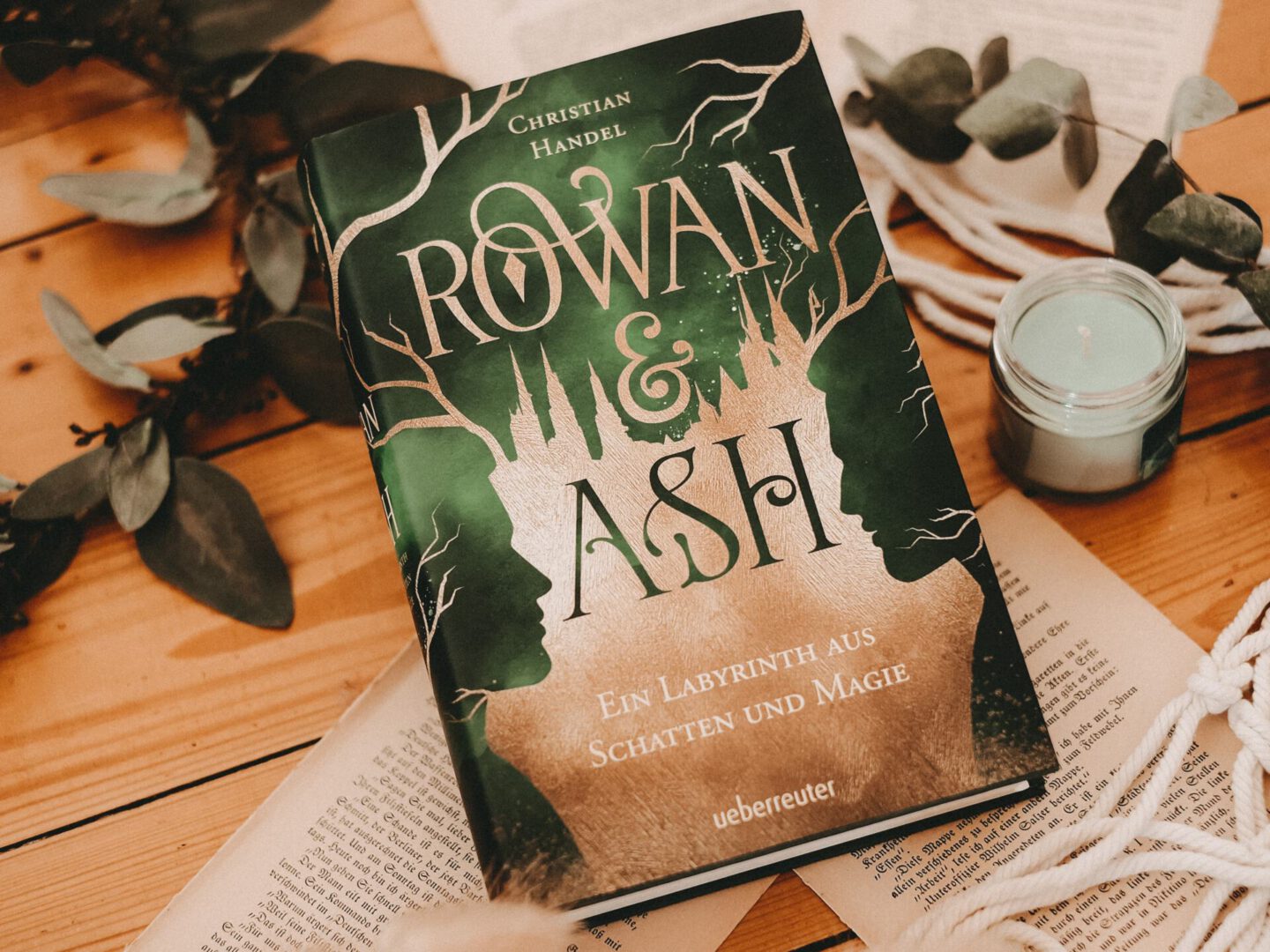 Rezension Christian Handel – Rowan & Ash: Ein Labyrinth aus Schatten und Magie