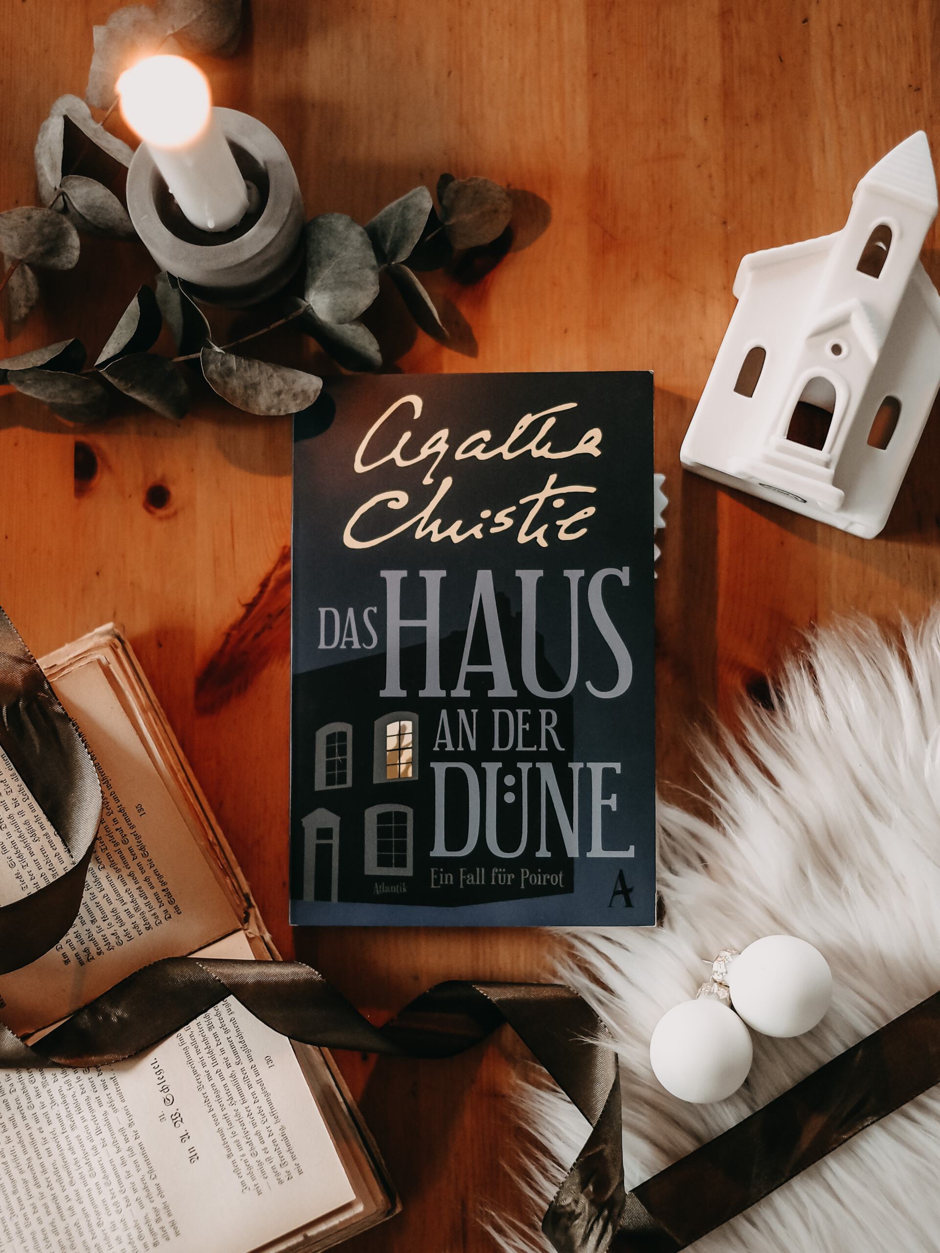 Rezension Agatha Christie Das Haus an der Düne LIVE BREATH WORDS